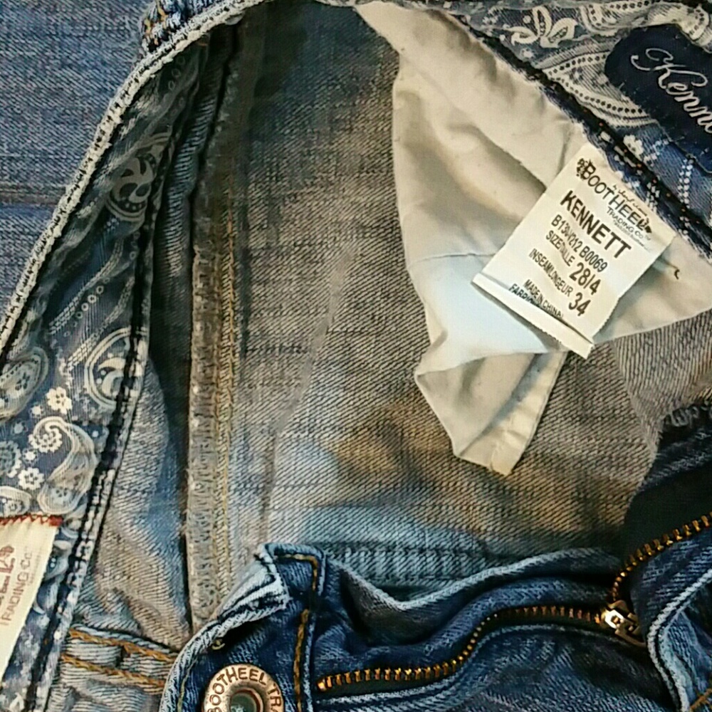 Jeans - Picture 2 of 4